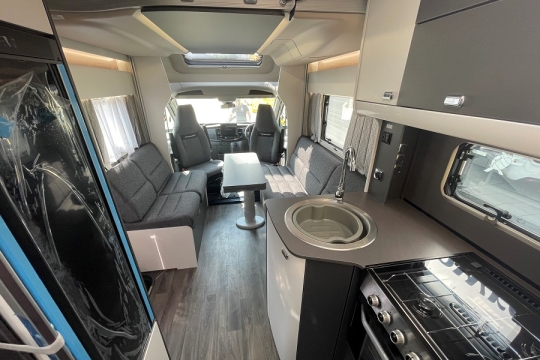 swift-voyager-510-interior-to-front.jpg