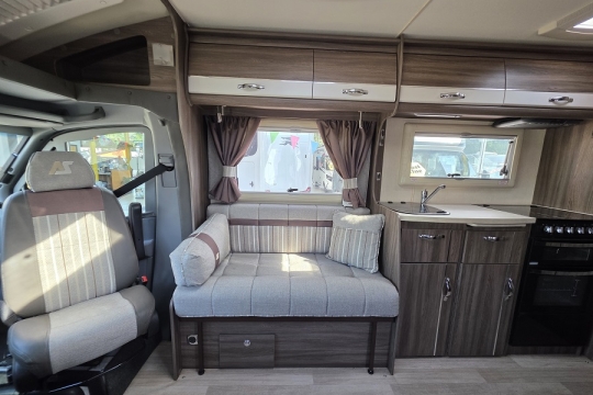 Auto-Sleepers-Burford-Duo-Interior-Lounge.jpg
