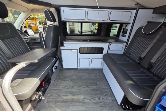 VW-Camper-King-St-Tropez-Interior-Lounge.jpg