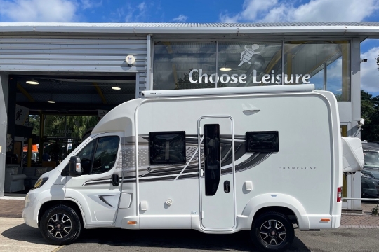 swift-champagne-604-exterior-side.jpg