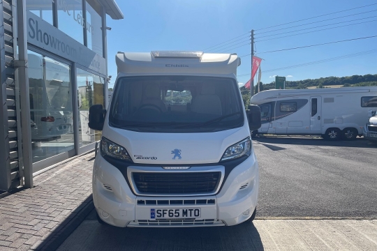 elddis-accordo-120-interior-front.jpg