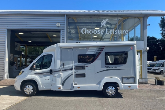 elddis-accordo-120-interior-side.jpg