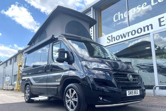 hymer-sydney-exterior-front-side.jpg