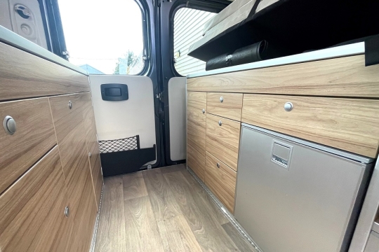 hymer-sydney-interior-rear-storage.jpg