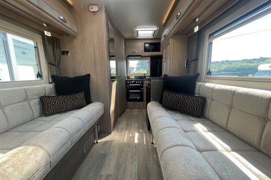 auto-sleepers-nuevo-interior-to-rear.jpg