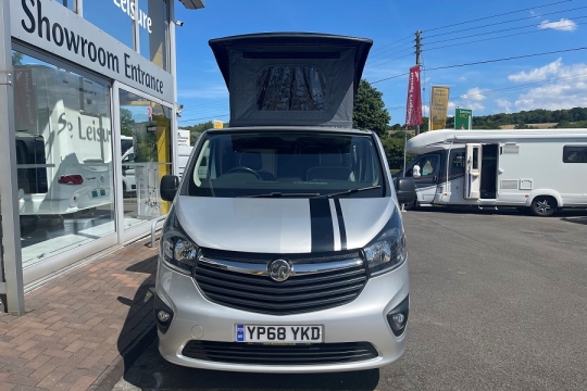vauxhall-vivaro-exterior-front.jpg