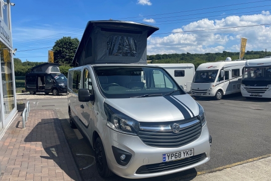 vauxhall-vivaro-exterior-front-angle.jpg