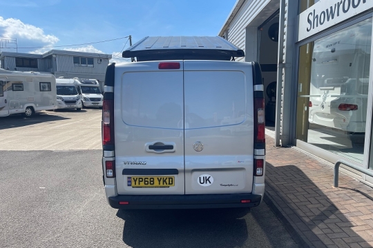 vauxhall-vivaro-exterior-rear.jpg