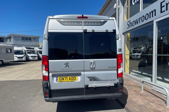 auto-sleepers-kingham-exterior-rear.jpg