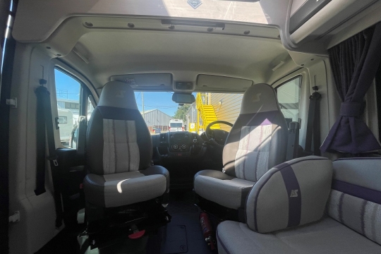 auto-sleepers-kingham-interior-cab.jpg