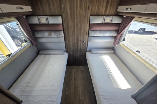 Auto-Sleepers-Corinium-Duo-Interior-Bedroom.jpg
