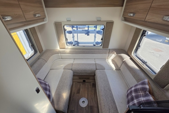 Swift-Escape-Compact-C402-Interior-Lounge.jpg