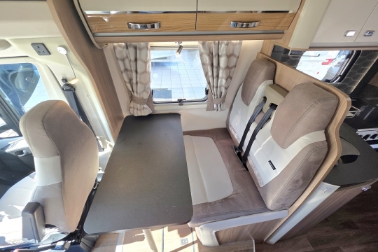 Swift-Bolero-724-FB-Interior-Dining-Area.jpg