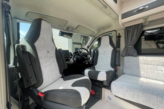 auto-sleepers-kingham-interior-front.jpg