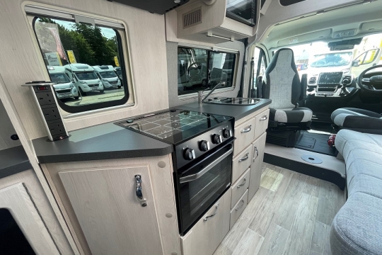 auto-sleepers-kingham-interior-kitchen.jpg