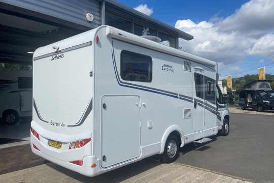 dethleffs-eurostyle-t7052-exterior-rear-side.jpg