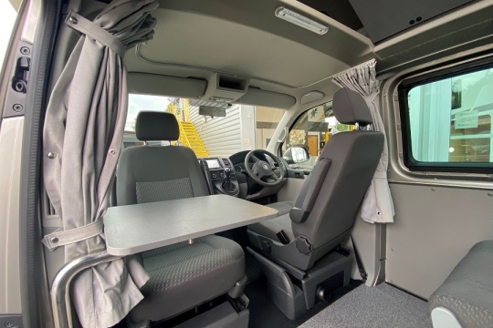 vw-bilbo-nexa-interior-cab.jpg