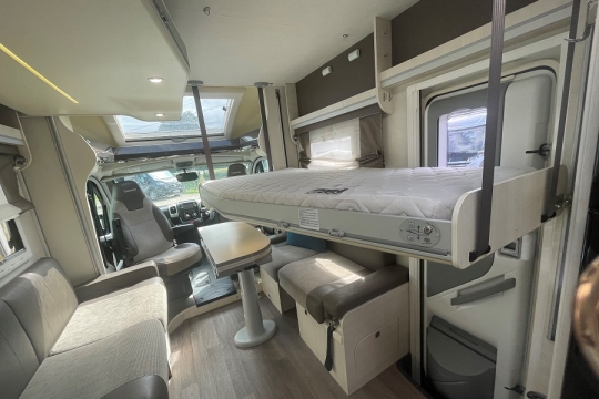 chausson-interior-right-drop-down.jpg
