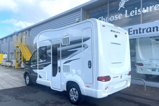 swift-voyager-505-exterior-rear-side.jpg