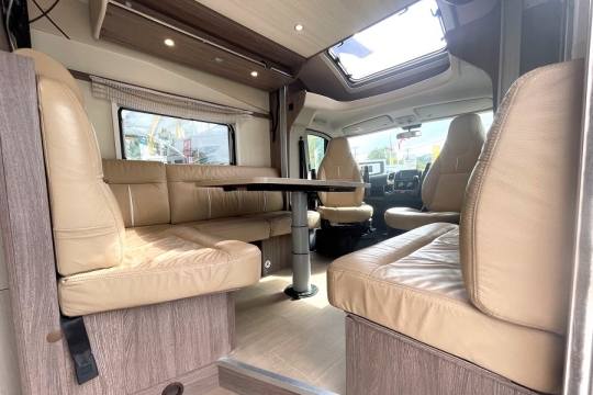 burstner-ixeo-time-586-interior-front-lounge.jpg