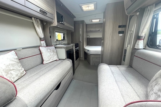 elddis-majestic-155-interior-front-to-rear.jpg