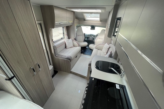 elddis-majestic-155-interior-overview.jpg