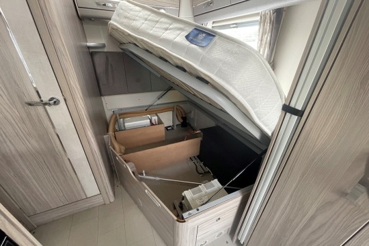 elddis-majestic-155-interior-underbed-stoarge.jpg