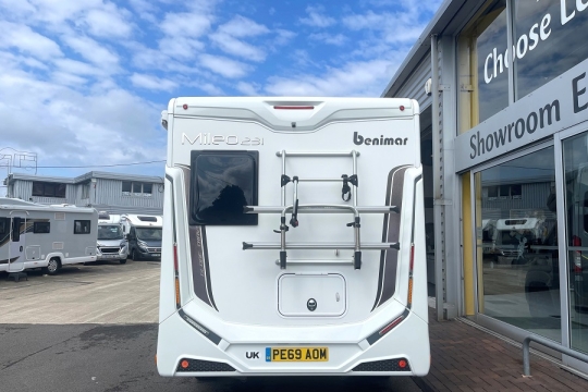 benimar-mileo-231-exterior-rear.jpg