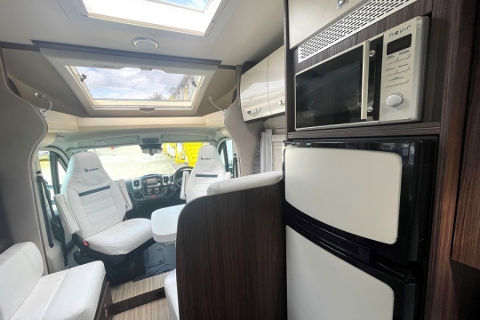 benimar-mileo-231-interior-to-front.jpg