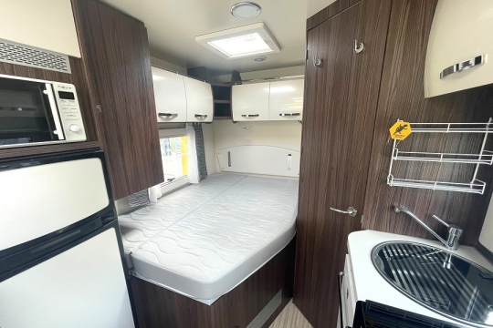 benimar-mileo-231-interior-bed.jpg