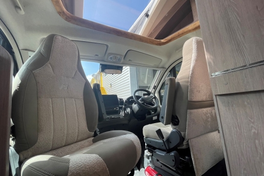 auto-sleepers-broadway-el-interior-front-cab.jpg