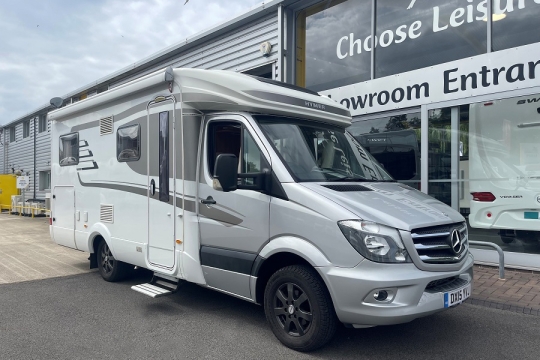hymer-exterior-front-side.jpg