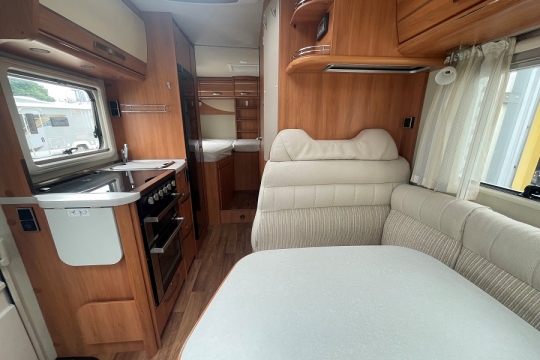 hymer-interior-to-rear.jpg