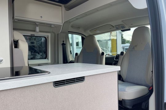 etrucsco-CV0-540-DB-interior-to-cab.jpg