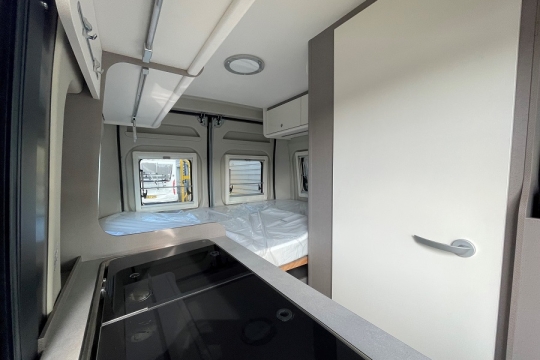 etrucsco-CV0-540-DB-interior-to-rear.jpg