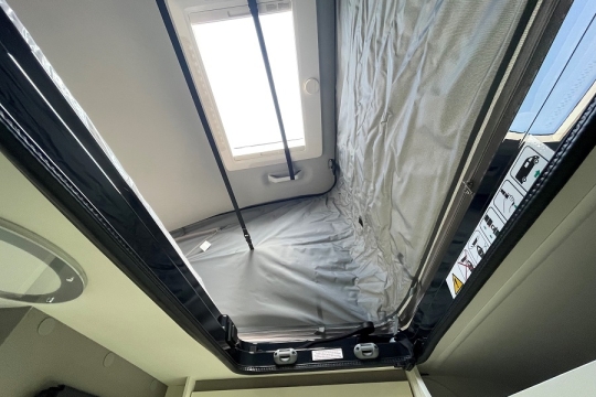 etrucsco-CV0-540-DB-interior-roof-space.jpg