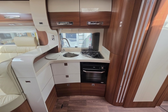 Carthago-Liner-for-two-I53-Interior-Kitchen-Top.jpg