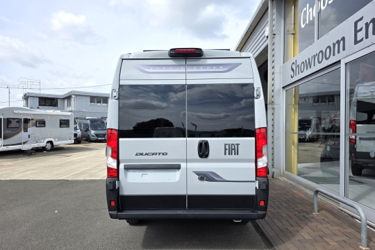 Auto-Sleepers-Warwick-XL-Exterior-Rear.jpg
