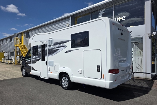 Swift-Voyager-594-Exterior-Rear-Side.jpg