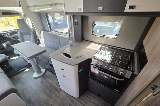 Swift-Voyager-594-Interior-Kitchen.jpg