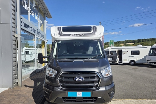 Swift-Voyager-564-Exterior-Front.jpg