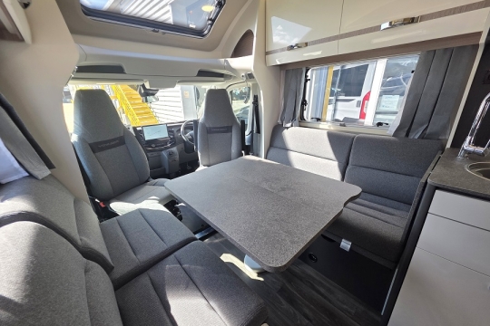 Swift-Voyager-564-Interior-Lounge.jpg