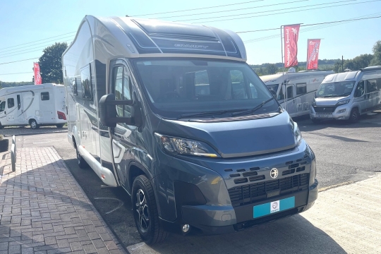 swift-escape-640-exterior-front-left.jpg