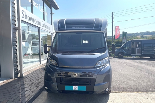 swift-escape-640-exterior-front.jpg