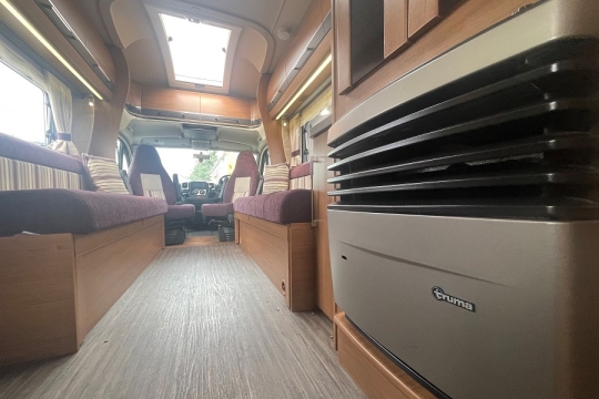 auto-trail-navajo-interior-to-front-low.jpg