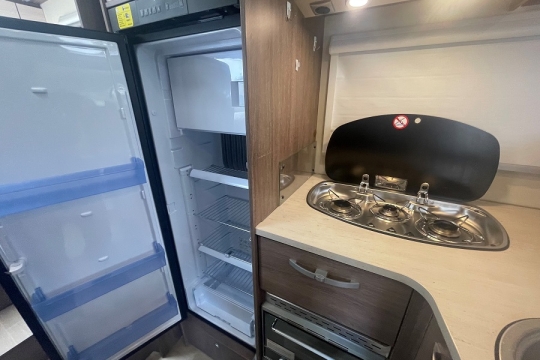 burstner-ixeo-time-t726-interior-fridge-kitchen.jpg