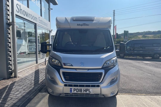 elddis-majestic-185-exterior-front.jpg