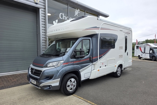 Auto-Trail-Trecker-EKS-Exterior-Front-Side.jpg