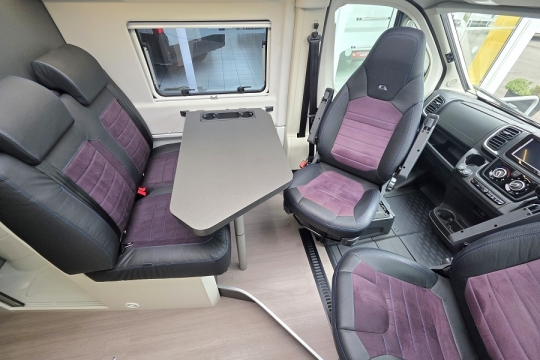 Adria-Twin-640-SLB-Interior-Lounge.jpg