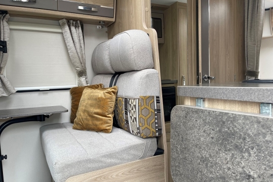 elddis-evolution-125-interior-lounge-2.jpg